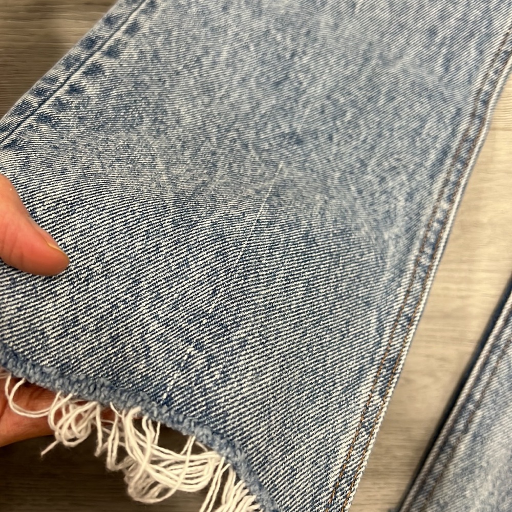 GRLFRND Karolina High Rise Straight Crop in Larchmont with Rips - Picture 4 of 8